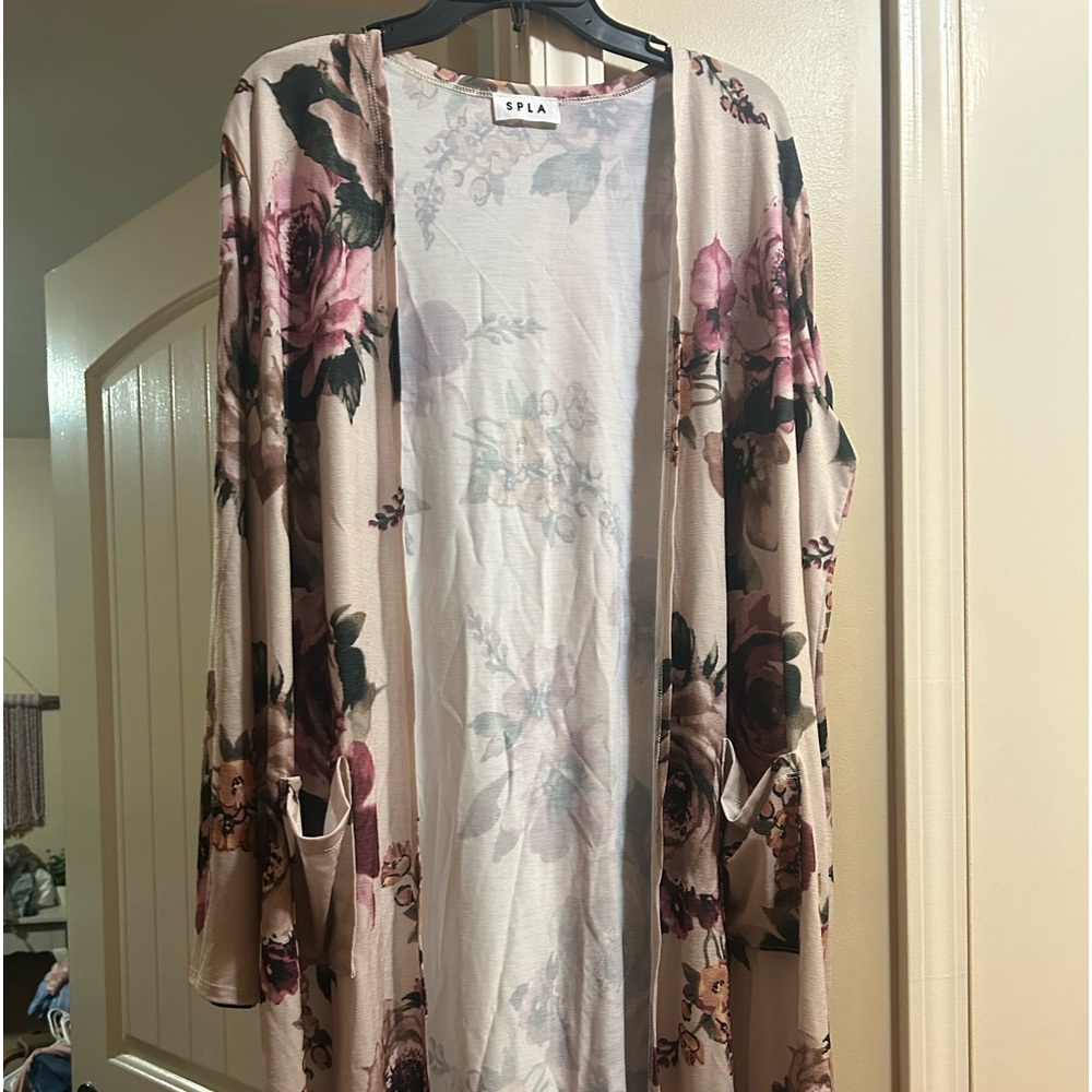Stella Boutique Brand Kimono Cardi Sleek 1x